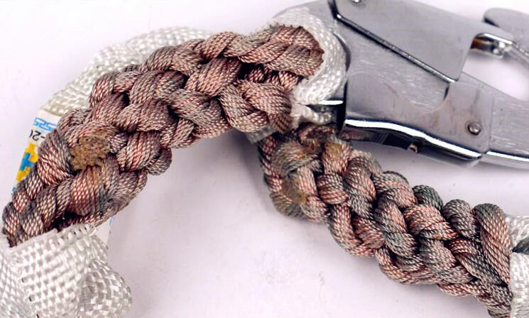 钢丝绳式防坠器产品阻燃绳细节展示--河北东圣吊索具制造有限公司